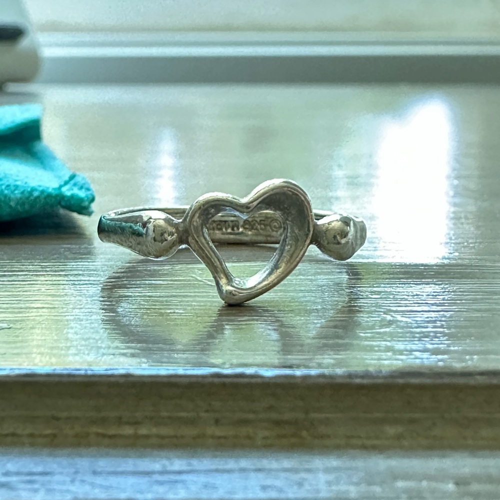 VINTAGE Tiffany & Co. Heart Ring by Elsa Peretti